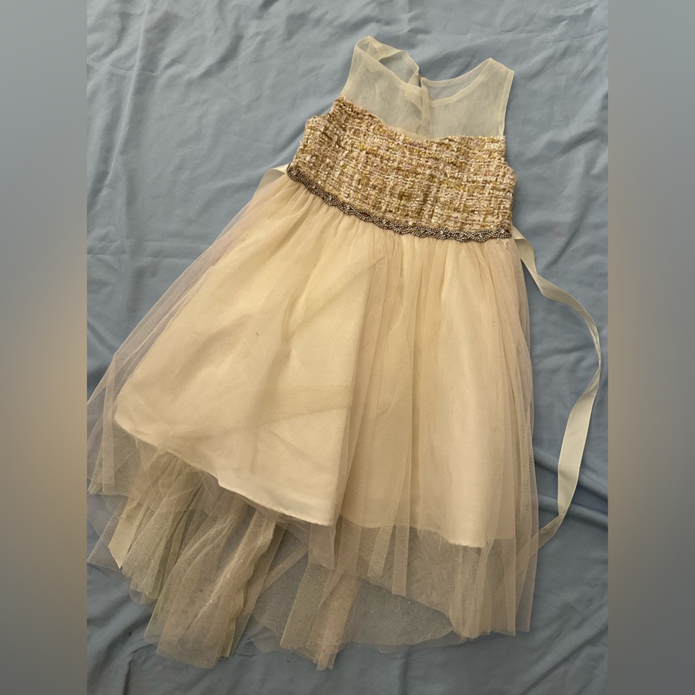 Gorgeous Gold Christmas Dress 🌟🎁🎄